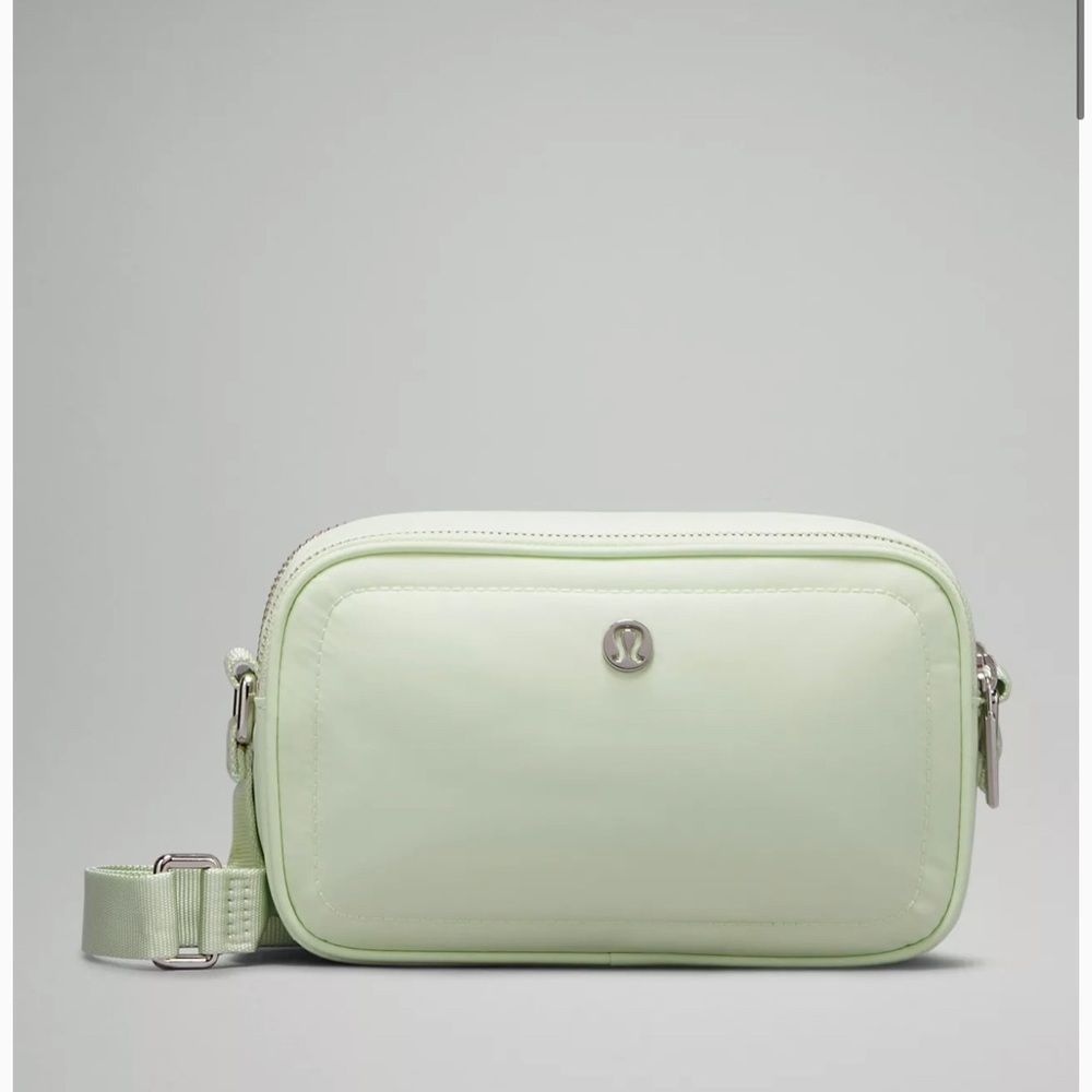 Crossbody Camera Bag 2L